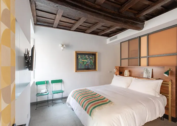 Monti Exclusive Medieval Tower